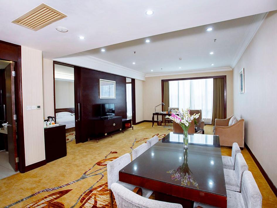Vienna International Hotel Shenzhen Hua'Nan City Exterior foto